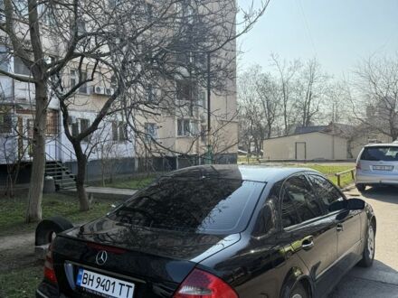 Мерседес Е-Клас 2003 у Одесі на Automoto.ua Чорний Мерседес Е-Клас, об'ємом двигуна 1.8 л та пробігом 236 тис. км за 8199 $, фото 1 на Automoto.ua