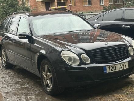 Мерседес Е-Класс 2003 в Славянске на Automoto.ua Черный Мерседес Е-Класс, объемом двигателя 2.7 л и пробегом 300 тыс. км за 3200 $, фото 1 на Automoto.ua