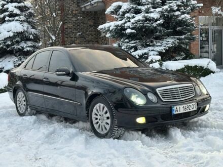 Черный Мерседес Е-Класс, объемом двигателя 2.6 л и пробегом 3 тыс. км за 5950 $, фото 1 на Automoto.ua