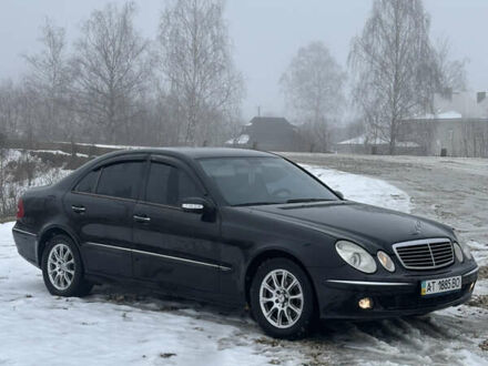 Черный Мерседес Е-Класс, объемом двигателя 3.22 л и пробегом 333 тыс. км за 7000 $, фото 1 на Automoto.ua
