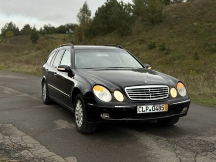 Мерседес Е-Класс 2004 в Ровно на Automoto.ua Черный Мерседес Е-Класс, объемом двигателя 3.2 л и пробегом 350 тыс. км за 2250 $, фото 1 на Automoto.ua