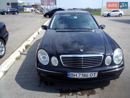Мерседес Е-Класс 2004 в Одессе на Automoto.ua Черный Мерседес Е-Класс, объемом двигателя 0 л и пробегом 267 тыс. км за 9000 $, фото 1 на Automoto.ua