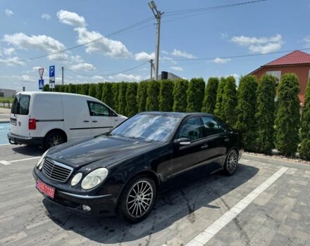 Чорний Мерседес Е-Клас, об'ємом двигуна 3.2 л та пробігом 100 тис. км за 2800 $, фото 1 на Automoto.ua