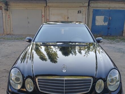 Чорний Мерседес Е-Клас, об'ємом двигуна 1.8 л та пробігом 390 тис. км за 6900 $, фото 1 на Automoto.ua