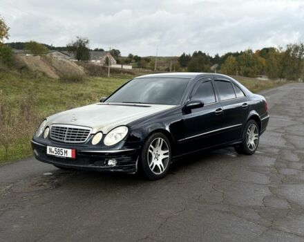 Мерседес Е-Клас 2004 у Рівному на Automoto.ua Чорний Мерседес Е-Клас, об'ємом двигуна 2.7 л та пробігом 340 тис. км за 3200 $, фото 1 на Automoto.ua