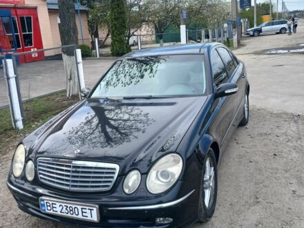 Мерседес Е-Класс 2004 в Киеве на Automoto.ua Черный Мерседес Е-Класс, объемом двигателя 2 л и пробегом 344 тыс. км за 7300 $, фото 1 на Automoto.ua