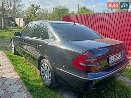 Мерседес Е-Клас 2004 у Чернівцях на Automoto.ua Чорний Мерседес Е-Клас, об'ємом двигуна 2.1 л та пробігом 368 тис. км за 7350 $, фото 1 на Automoto.ua