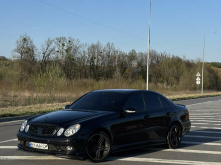 Мерседес Е-Класс 2004 в Хмельницком на Automoto.ua Черный Мерседес Е-Класс, объемом двигателя 3.2 л и пробегом 400 тыс. км за 8199 $, фото 1 на Automoto.ua
