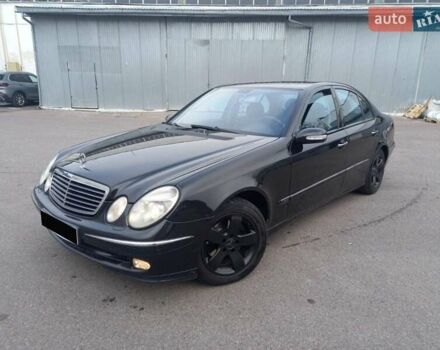 Черный Мерседес Е-Класс, объемом двигателя 2.7 л и пробегом 318 тыс. км за 6350 $, фото 1 на Automoto.ua