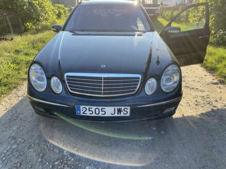 Черный Мерседес Е-Класс, объемом двигателя 3.2 л и пробегом 230 тыс. км за 3814 $, фото 1 на Automoto.ua
