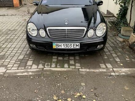 Черный Мерседес Е-Класс, объемом двигателя 2.15 л и пробегом 258 тыс. км за 5900 $, фото 1 на Automoto.ua