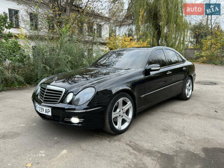 Мерседес Е-Класс 2005 в Кривом Роге на Automoto.ua Черный Мерседес Е-Класс, объемом двигателя 1.8 л и пробегом 290 тыс. км за 7500 $, фото 1 на Automoto.ua