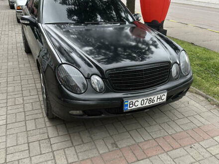 Мерседес Е-Класс 2005 в Бориславе на Automoto.ua Черный Мерседес Е-Класс, объемом двигателя 2 л и пробегом 370 тыс. км за 5600 $, фото 1 на Automoto.ua