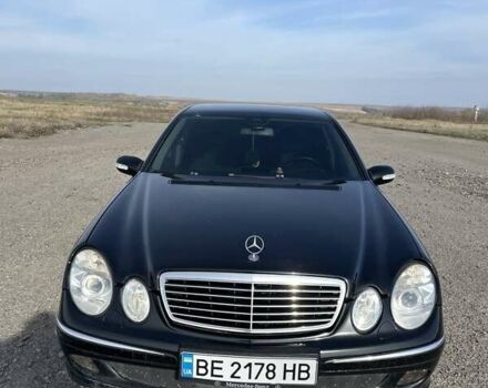 Чорний Мерседес Е-Клас, об'ємом двигуна 2.6 л та пробігом 234 тис. км за 6100 $, фото 1 на Automoto.ua