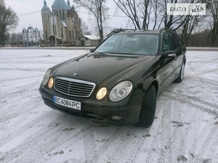 Мерседес Е-Клас 2005 у Тернополі на Automoto.ua Чорний Мерседес Е-Клас, об'ємом двигуна 3 л та пробігом 400 тис. км за 5650 $, фото 1 на Automoto.ua