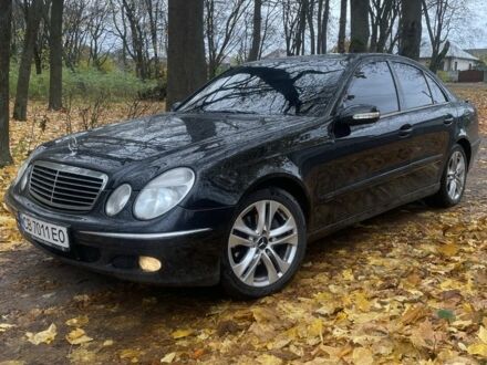 Мерседес Е-Клас 2005 у Прилуках на Automoto.ua Чорний Мерседес Е-Клас, об'ємом двигуна 1.8 л та пробігом 395 тис. км за 6499 $, фото 1 на Automoto.ua