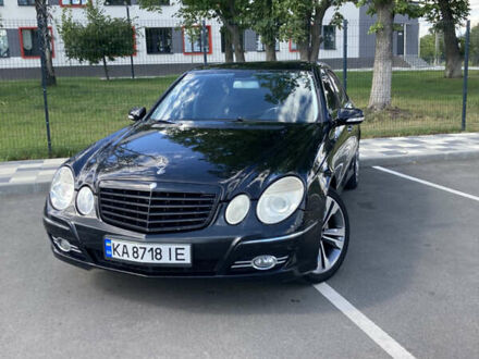 Мерседес Е-Класс 2006 в Бородянке на Automoto.ua Черный Мерседес Е-Класс, объемом двигателя 2.99 л и пробегом 297 тыс. км за 8400 $, фото 1 на Automoto.ua