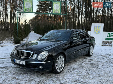 Мерседес Е-Класс 2006 в Хмельнике на Automoto.ua Черный Мерседес Е-Класс, объемом двигателя 2.99 л и пробегом 349 тыс. км за 9300 $, фото 1 на Automoto.ua