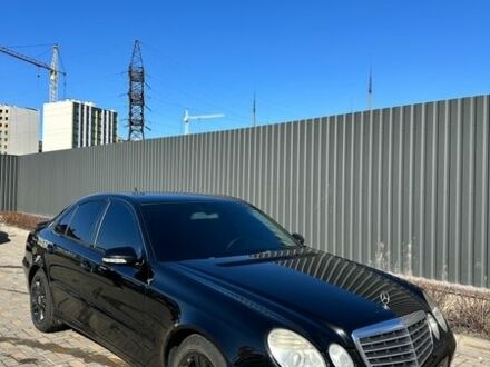 Чорний Мерседес Е-Клас, об'ємом двигуна 3 л та пробігом 197 тис. км за 8300 $, фото 1 на Automoto.ua