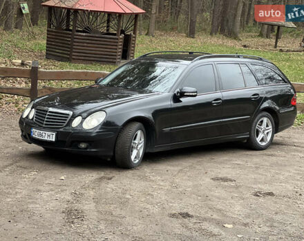 Черный Мерседес Е-Класс, объемом двигателя 2.99 л и пробегом 430 тыс. км за 8400 $, фото 1 на Automoto.ua