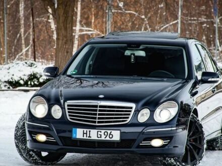 Черный Мерседес Е-Класс, объемом двигателя 0 л и пробегом 245 тыс. км за 2900 $, фото 1 на Automoto.ua