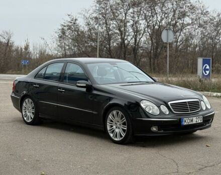 Черный Мерседес Е-Класс, объемом двигателя 0 л и пробегом 350 тыс. км за 4700 $, фото 1 на Automoto.ua