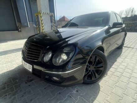 Чорний Мерседес Е-Клас, об'ємом двигуна 3 л та пробігом 260 тис. км за 6500 $, фото 1 на Automoto.ua