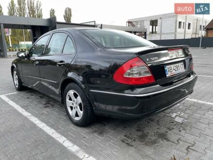 Чорний Мерседес Е-Клас, об'ємом двигуна 3 л та пробігом 183 тис. км за 9300 $, фото 1 на Automoto.ua