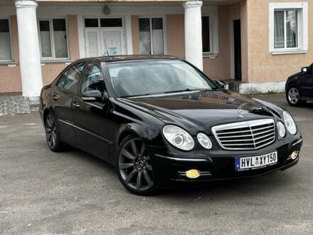 Мерседес Е-Класс 2007 в Дубровице на Automoto.ua Черный Мерседес Е-Класс, объемом двигателя 2.2 л и пробегом 390 тыс. км за 4800 $, фото 1 на Automoto.ua