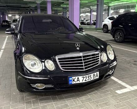 Черный Мерседес Е-Класс, объемом двигателя 3 л и пробегом 270 тыс. км за 6999 $, фото 1 на Automoto.ua