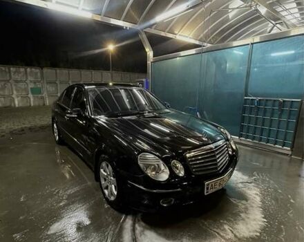 Черный Мерседес Е-Класс, объемом двигателя 3 л и пробегом 201 тыс. км за 7999 $, фото 1 на Automoto.ua