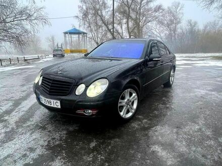 Чорний Мерседес Е-Клас, об'ємом двигуна 2.1 л та пробігом 30000 тис. км за 8500 $, фото 1 на Automoto.ua