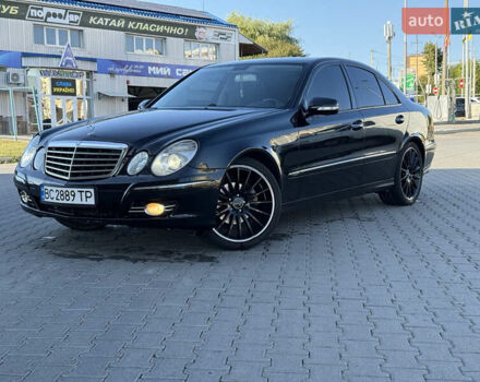 Черный Мерседес Е-Класс, объемом двигателя 2.5 л и пробегом 250 тыс. км за 6450 $, фото 1 на Automoto.ua