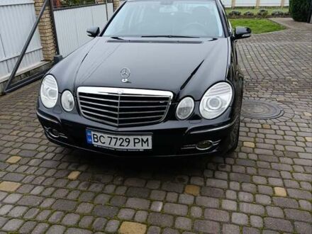 Черный Мерседес Е-Класс, объемом двигателя 2.99 л и пробегом 318 тыс. км за 8200 $, фото 1 на Automoto.ua