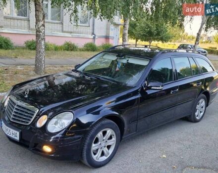Черный Мерседес Е-Класс, объемом двигателя 2.2 л и пробегом 363 тыс. км за 7300 $, фото 1 на Automoto.ua