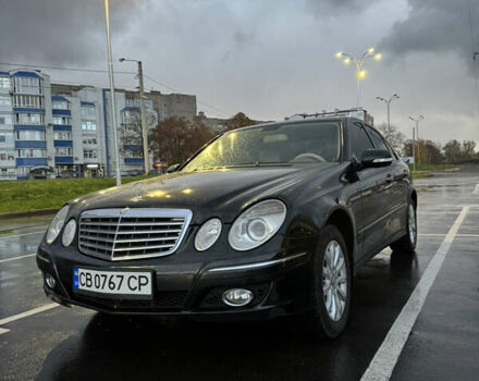 Чорний Мерседес Е-Клас, об'ємом двигуна 3 л та пробігом 291 тис. км за 9200 $, фото 1 на Automoto.ua