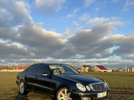 Черный Мерседес Е-Класс, объемом двигателя 3 л и пробегом 239 тыс. км за 11199 $, фото 1 на Automoto.ua