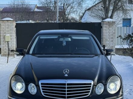 Чорний Мерседес Е-Клас, об'ємом двигуна 2.1 л та пробігом 247 тис. км за 10500 $, фото 1 на Automoto.ua