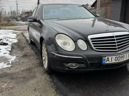 Черный Мерседес Е-Класс, объемом двигателя 3 л и пробегом 214 тыс. км за 8700 $, фото 1 на Automoto.ua