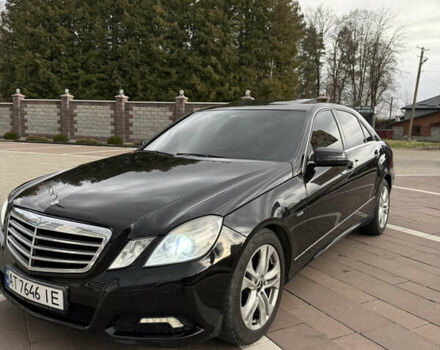 Черный Мерседес Е-Класс, объемом двигателя 2.14 л и пробегом 360 тыс. км за 12100 $, фото 1 на Automoto.ua