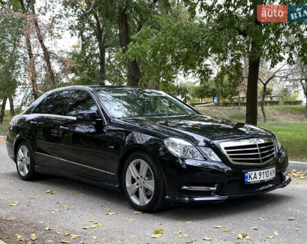 Чорний Мерседес Е-Клас, об'ємом двигуна 2.14 л та пробігом 269 тис. км за 12900 $, фото 1 на Automoto.ua