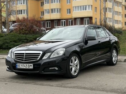 Чорний Мерседес Е-Клас, об'ємом двигуна 2.1 л та пробігом 310 тис. км за 10499 $, фото 1 на Automoto.ua