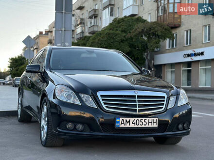 Мерседес Е-Класс 2009 в Житомире на Automoto.ua Черный Мерседес Е-Класс, объемом двигателя 2.14 л и пробегом 251 тыс. км за 9999 $, фото 1 на Automoto.ua