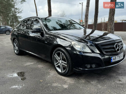 Мерседес Е-Класс 2010 в Виннице на Automoto.ua Черный Мерседес Е-Класс, объемом двигателя 2.2 л и пробегом 290 тыс. км за 12300 $, фото 1 на Automoto.ua