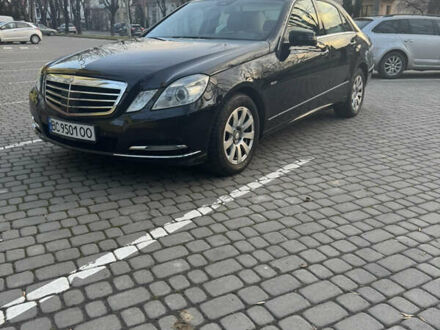 Мерседес Е-Класс 2010 в Львове на Automoto.ua Черный Мерседес Е-Класс, объемом двигателя 3 л и пробегом 266 тыс. км за 14200 $, фото 1 на Automoto.ua