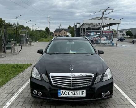Чорний Мерседес Е-Клас, об'ємом двигуна 2.14 л та пробігом 326 тис. км за 9500 $, фото 1 на Automoto.ua