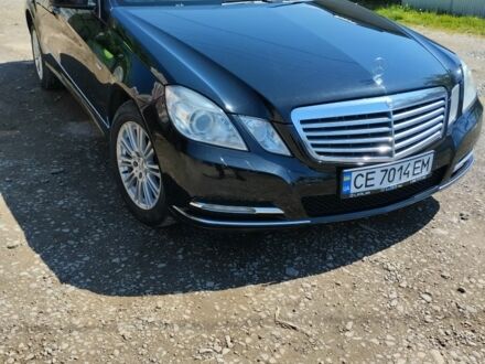 Черный Мерседес Е-Класс, объемом двигателя 2.1 л и пробегом 359 тыс. км за 9000 $, фото 1 на Automoto.ua
