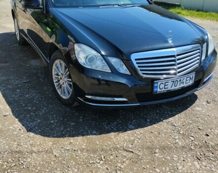 Чорний Мерседес Е-Клас, об'ємом двигуна 2.1 л та пробігом 359 тис. км за 9000 $, фото 1 на Automoto.ua