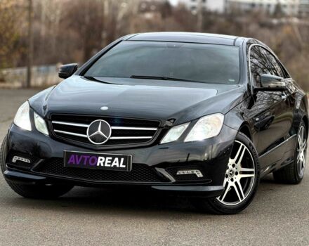 Черный Мерседес Е-Класс, объемом двигателя 3 л и пробегом 190 тыс. км за 13000 $, фото 1 на Automoto.ua