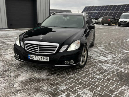 Чорний Мерседес Е-Клас, об'ємом двигуна 2.14 л та пробігом 450 тис. км за 10300 $, фото 1 на Automoto.ua